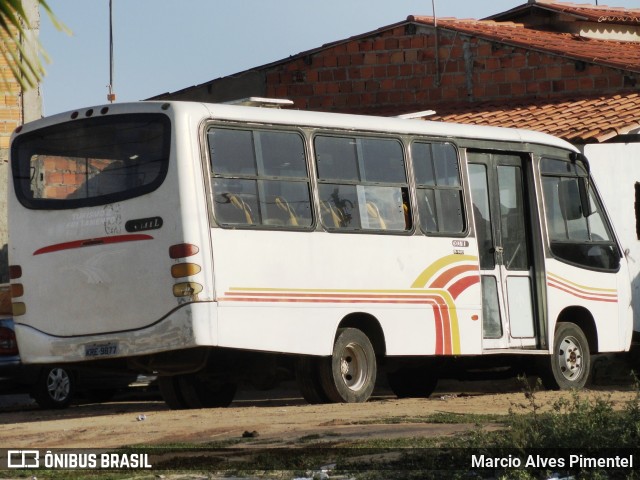 Ônibus Particulares 9877 na cidade de Feira de Santana, Bahia, Brasil, por Marcio Alves Pimentel. ID da foto: 12067947.