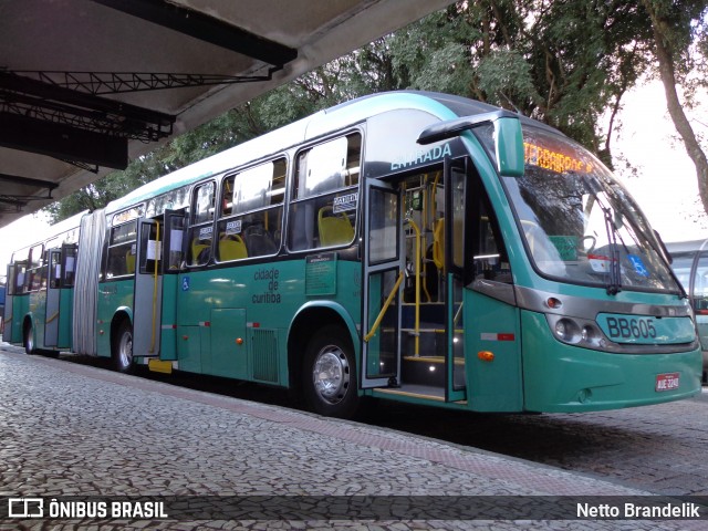 Transporte Coletivo Glória BB605 na cidade de Curitiba, Paraná, Brasil, por Netto Brandelik. ID da foto: 12068162.