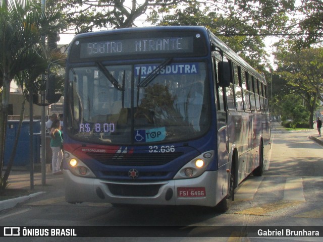 Viação Transdutra 32.636 na cidade de Arujá, São Paulo, Brasil, por Gabriel Brunhara. ID da foto: 12067260.