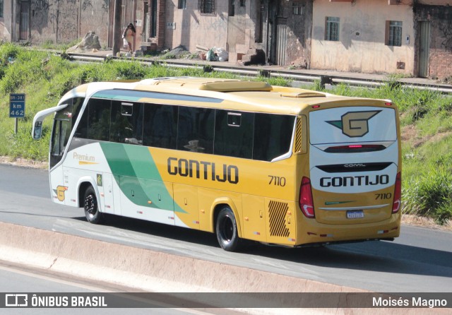 Empresa Gontijo de Transportes 7110 na cidade de Belo Horizonte, Minas Gerais, Brasil, por Moisés Magno. ID da foto: 12067493.