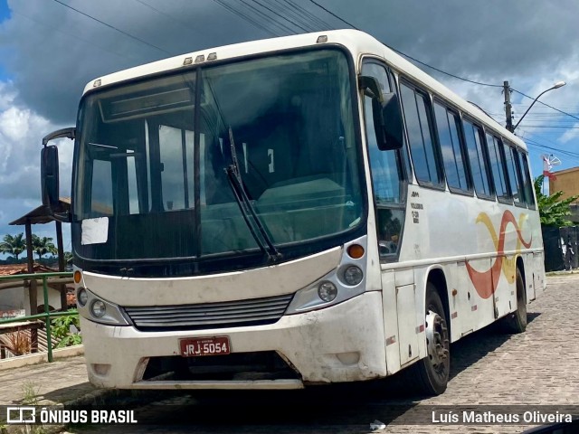 Ônibus Particulares 5054 na cidade de São Gonçalo dos Campos, Bahia, Brasil, por Luís Matheus Oliveira. ID da foto: 12066052.
