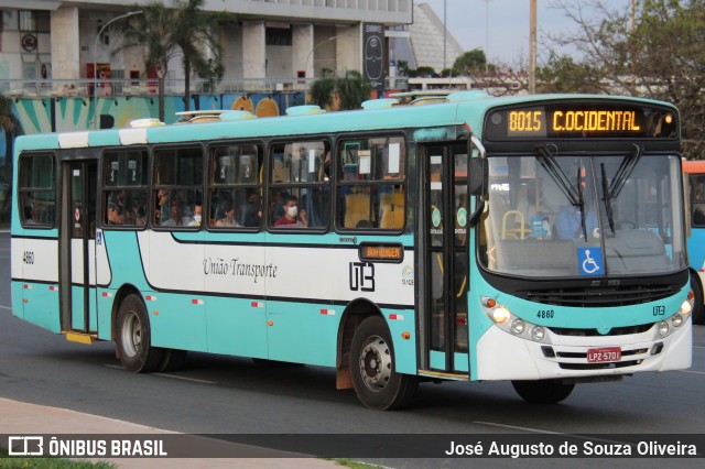 UTB - União Transporte Brasília 4860 na cidade de Brasília, Distrito Federal, Brasil, por José Augusto de Souza Oliveira. ID da foto: 12067502.