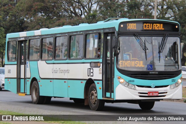 UTB - União Transporte Brasília 4980 na cidade de Brasília, Distrito Federal, Brasil, por José Augusto de Souza Oliveira. ID da foto: 12067508.