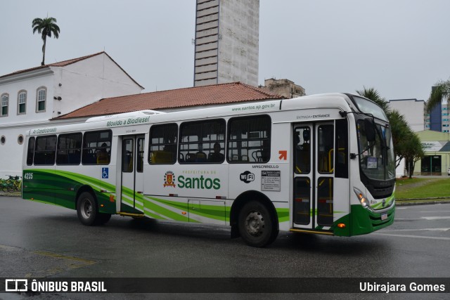 Viação Piracicabana Santos 4235 na cidade de Santos, São Paulo, Brasil, por Ubirajara Gomes. ID da foto: 12067368.