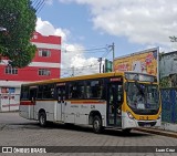 Empresa Metropolitana 226 na cidade de Jaboatão dos Guararapes, Pernambuco, Brasil, por Luan Cruz. ID da foto: :id.