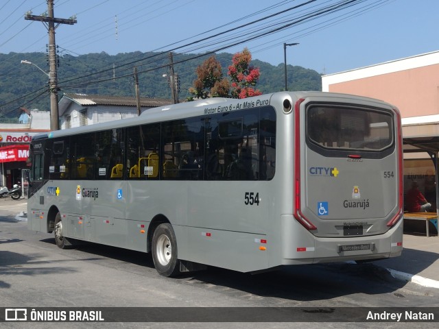 City Transporte Urbano Intermodal - Guarujá 554 na cidade de Guarujá, São Paulo, Brasil, por Andrey Natan. ID da foto: 12110266.