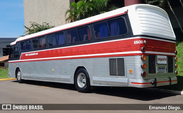 Ônibus Particulares 6500 na cidade de Apucarana, Paraná, Brasil, por Emanoel Diego.. ID da foto: 12110271.