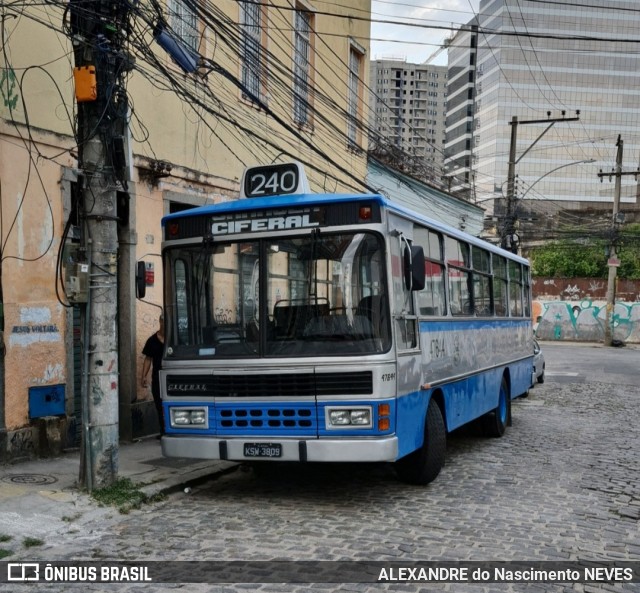 Ônibus Particulares 47644 na cidade de Rio de Janeiro, Rio de Janeiro, Brasil, por ALEXANDRE do Nascimento NEVES. ID da foto: 12109498.