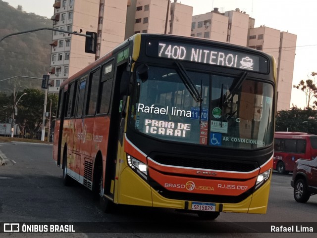 Empresa de Transportes Braso Lisboa RJ 215.007 na cidade de Niterói, Rio de Janeiro, Brasil, por Rafael Lima. ID da foto: 12109652.