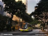 SM Transportes 10698 na cidade de Belo Horizonte, Minas Gerais, Brasil, por Quintal de Casa Ônibus. ID da foto: :id.