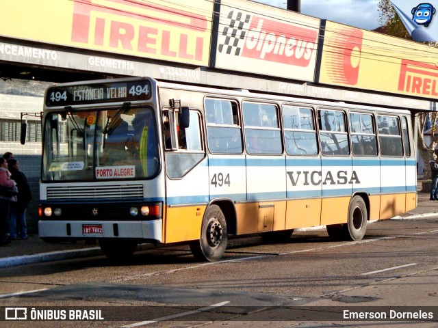 VICASA - Viação Canoense S.A. 494 na cidade de Porto Alegre, Rio Grande do Sul, Brasil, por Emerson Dorneles. ID da foto: 12117439.