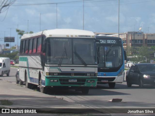 Ônibus Particulares 4C74 na cidade de Jaboatão dos Guararapes, Pernambuco, Brasil, por Jonathan Silva. ID da foto: 12117004.