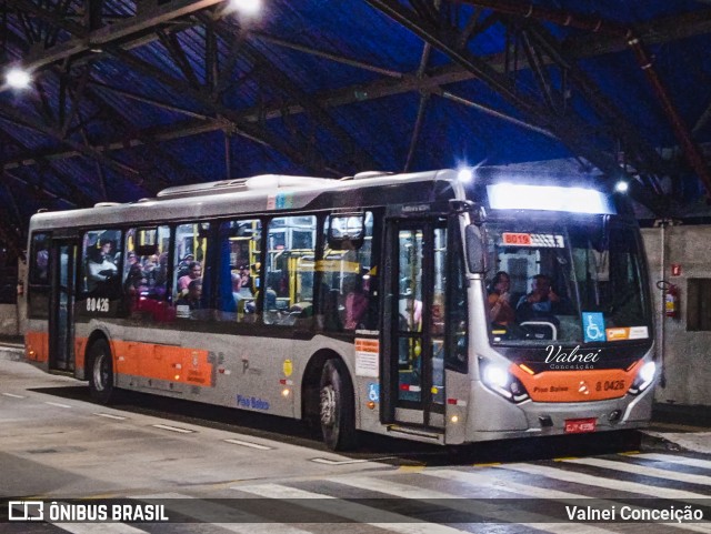 TRANSPPASS - Transporte de Passageiros 8 0426 na cidade de São Paulo, São Paulo, Brasil, por Valnei Conceição. ID da foto: 12121565.
