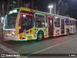 Ônibus Particulares Trem da alegria na cidade de Caldas Novas, Goiás, Brasil, por J. Júnior. ID da foto: :id.