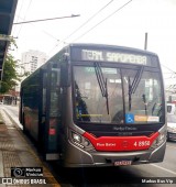 Express Transportes Urbanos Ltda 4 8950 na cidade de São Paulo, São Paulo, Brasil, por Markus Bus Vip. ID da foto: :id.