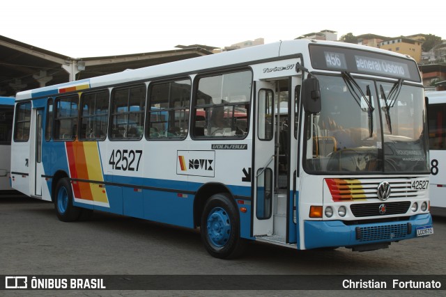 Novix Bus 42527 na cidade de Juiz de Fora, Minas Gerais, Brasil, por Christian  Fortunato. ID da foto: 12068517.