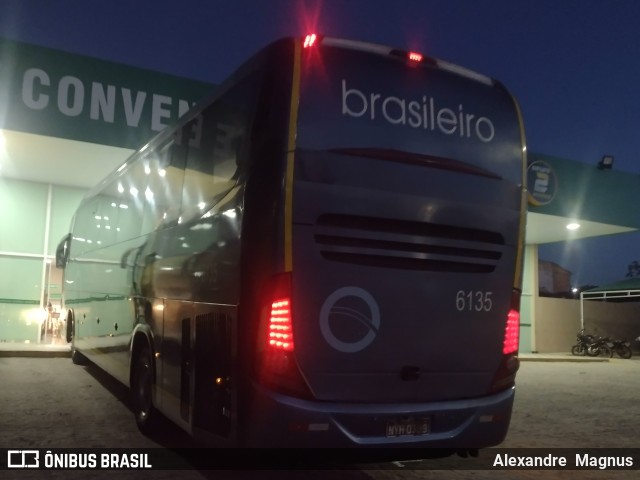 Expresso Brasileiro 6135 na cidade de Itamaraju, Bahia, Brasil, por Alexandre  Magnus. ID da foto: 12069690.