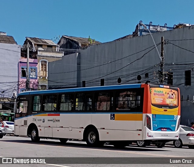 Transportadora Globo 774 na cidade de Jaboatão dos Guararapes, Pernambuco, Brasil, por Luan Cruz. ID da foto: 12069899.