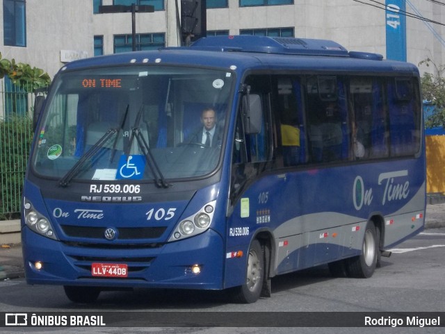 OnTime Transportadora Turística 105 na cidade de Rio de Janeiro, Rio de Janeiro, Brasil, por Rodrigo Miguel. ID da foto: 12069844.