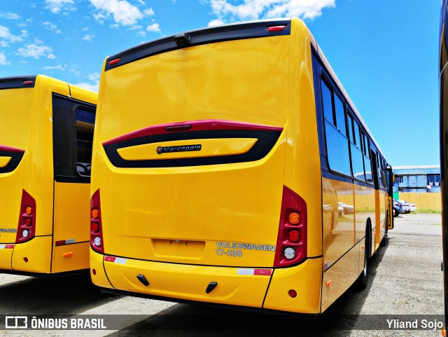 Autobuses sin identificación - Nicaragua  na cidade de Limón, Limón, Limón, Costa Rica, por Yliand Sojo. ID da foto: 12069398.
