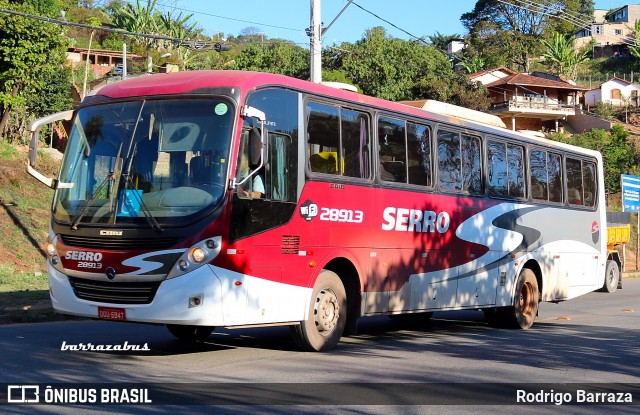 Viação Serro 28913 na cidade de Sabará, Minas Gerais, Brasil, por Rodrigo Barraza. ID da foto: 12069623.