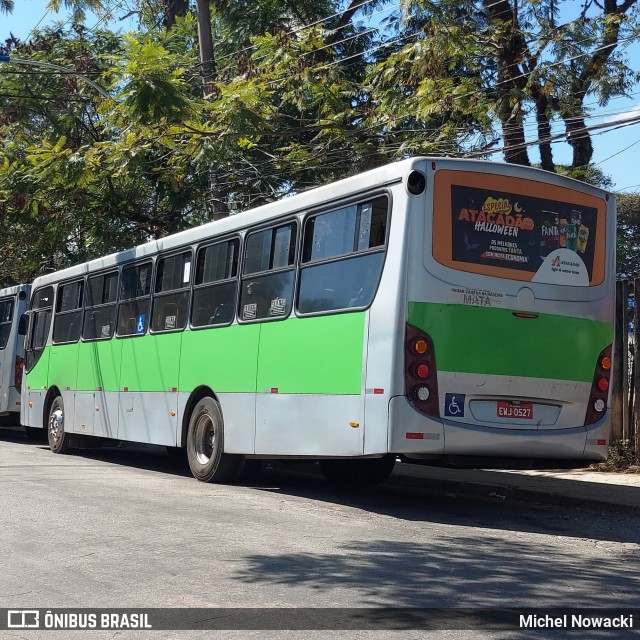 Ônibus Particulares EWJ0527 na cidade de Itapevi, São Paulo, Brasil, por Michel Nowacki. ID da foto: 12069248.