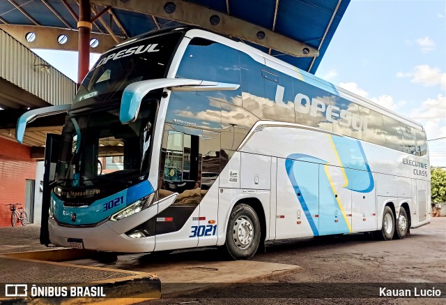 LopeSul Transportes - Lopes e Oliveira Transportes e Turismo - Lopes Sul 3021 na cidade de Ubiratã, Paraná, Brasil, por Kauan Lucio. ID da foto: 12068986.