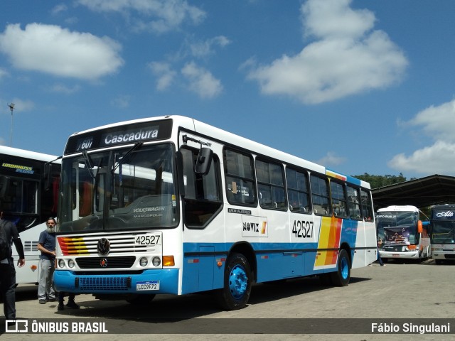 Novix Bus 42527 na cidade de Juiz de Fora, Minas Gerais, Brasil, por Fábio Singulani. ID da foto: 12069271.