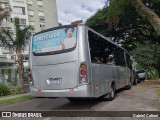 Ônibus Particulares 325 na cidade de Porto Alegre, Rio Grande do Sul, Brasil, por Gabriel Cafruni. ID da foto: :id.