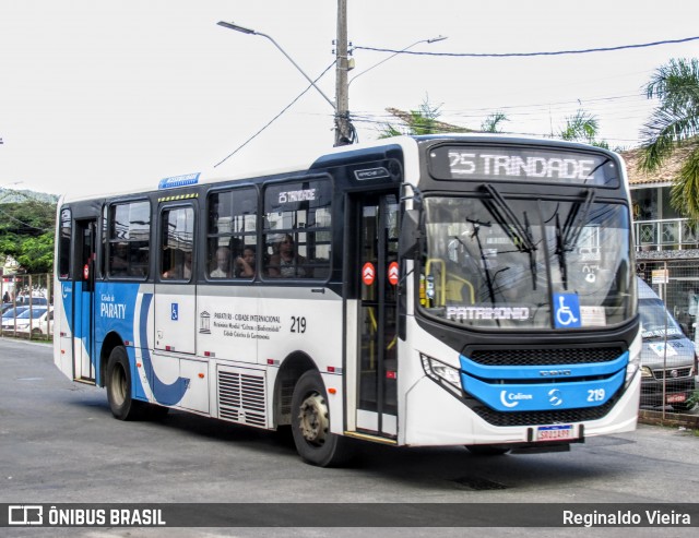 Colitur Transportes Rodoviários 219 na cidade de Paraty, Rio de Janeiro, Brasil, por Reginaldo Vieira. ID da foto: 12136072.