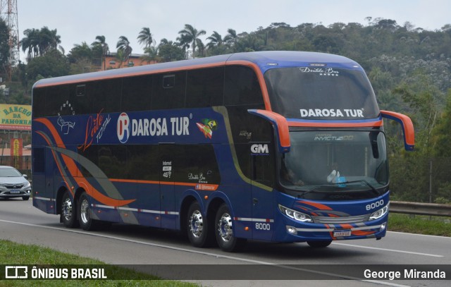 Darosa Tur 8000 na cidade de Santa Isabel, São Paulo, Brasil, por George Miranda. ID da foto: 12072283.