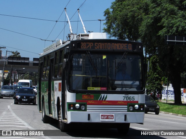 Metra - Sistema Metropolitano de Transporte 7065 na cidade de São Bernardo do Campo, São Paulo, Brasil, por Hércules Cavalcante. ID da foto: 12071844.