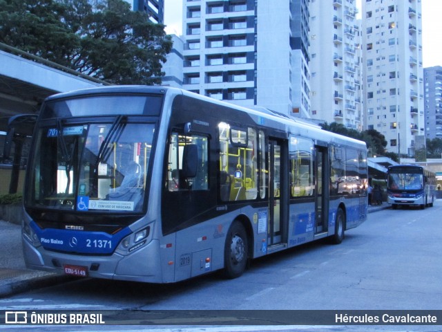 Sambaíba Transportes Urbanos 2 1371 na cidade de São Paulo, São Paulo, Brasil, por Hércules Cavalcante. ID da foto: 12071962.