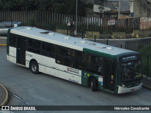 Via Sudeste Transportes S.A. 5 1191 na cidade de São Paulo, São Paulo, Brasil, por Hércules Cavalcante. ID da foto: 12071968.