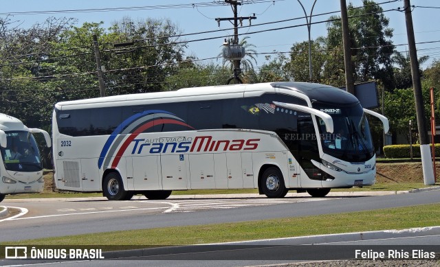Auto Viação TransMinas 2032 na cidade de Holambra, São Paulo, Brasil, por Felipe Rhis Elias. ID da foto: 12071502.