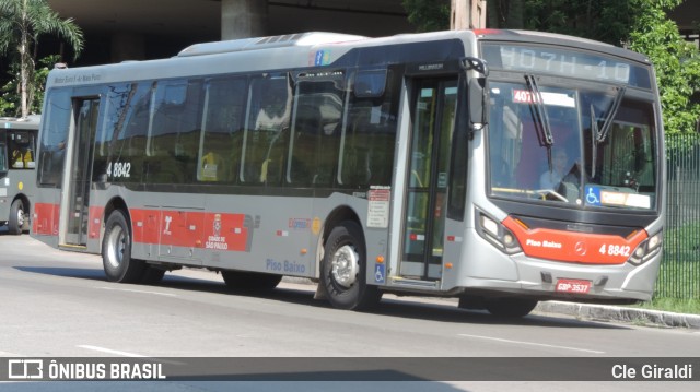 Express Transportes Urbanos Ltda 4 8842 na cidade de São Paulo, São Paulo, Brasil, por Cle Giraldi. ID da foto: 12074379.