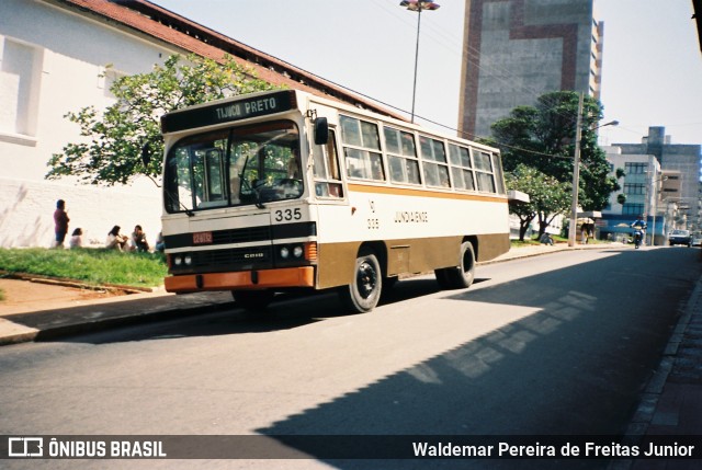 Viação Jundiaiense 335 na cidade de Jundiaí, São Paulo, Brasil, por Waldemar Pereira de Freitas Junior. ID da foto: 12075554.