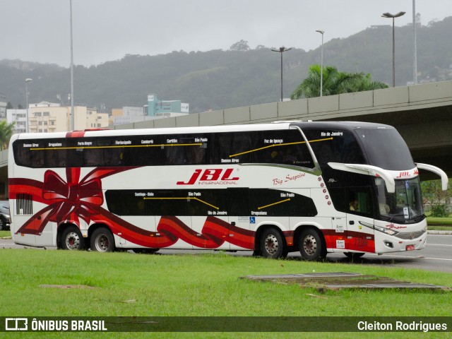 JBL Turismo 7200 na cidade de Florianópolis, Santa Catarina, Brasil, por Cleiton Rodrigues. ID da foto: 12074130.