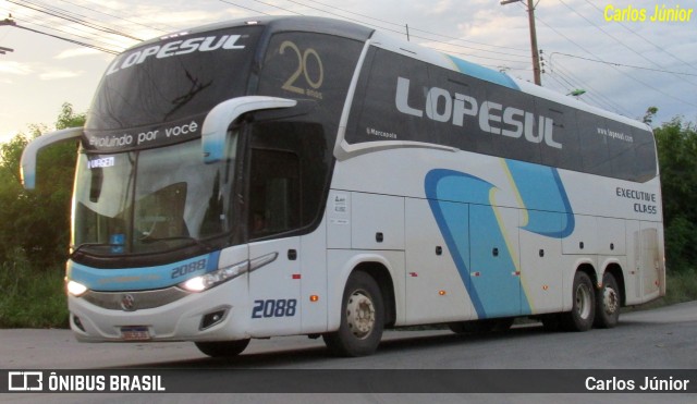 LopeSul Transportes - Lopes e Oliveira Transportes e Turismo - Lopes Sul 2088 na cidade de Cuiabá, Mato Grosso, Brasil, por Carlos Júnior. ID da foto: 12074487.