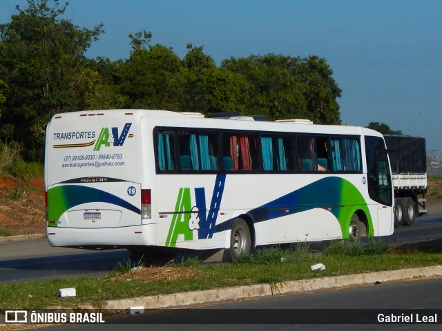 Transportes A&V 19 na cidade de Arcos, Minas Gerais, Brasil, por Gabriel Leal. ID da foto: 12074480.