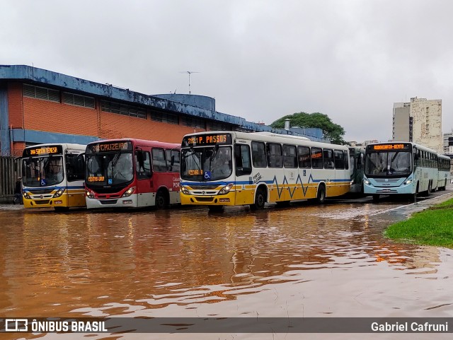 Trevo Transportes Coletivos 1094 na cidade de Porto Alegre, Rio Grande do Sul, Brasil, por Gabriel Cafruni. ID da foto: 12075121.