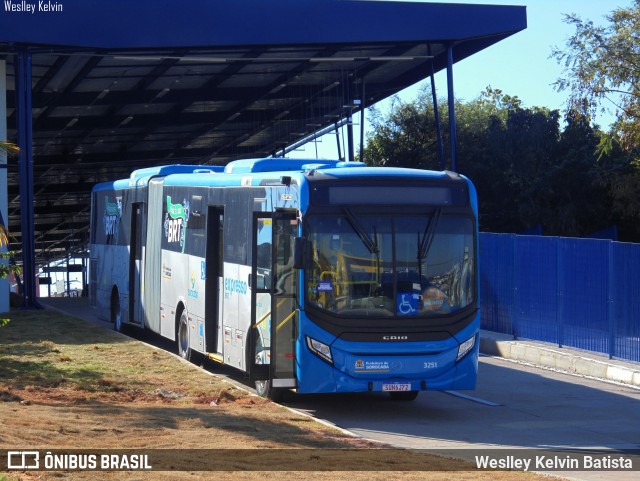 BRT Sorocaba Concessionária de Serviços Públicos SPE S/A 3251 na cidade de Sorocaba, São Paulo, Brasil, por Weslley Kelvin Batista. ID da foto: 12076264.