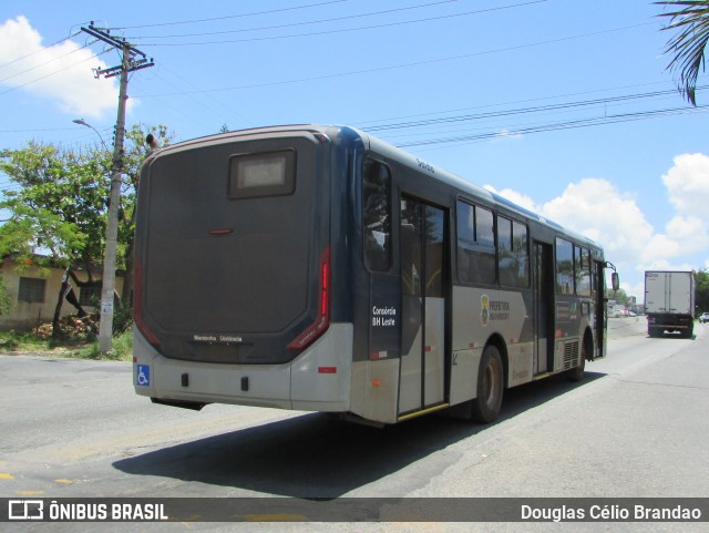 SM Transportes 210xx na cidade de Belo Horizonte, Minas Gerais, Brasil, por Douglas Célio Brandao. ID da foto: 12076985.