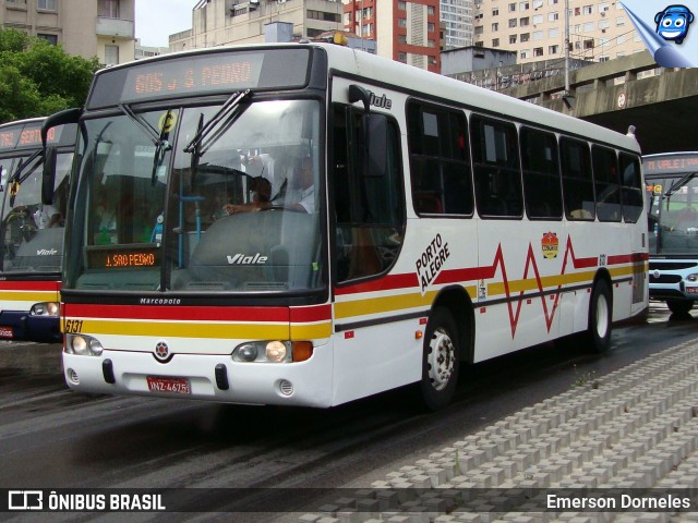 Auto Viação Navegantes 6131 na cidade de Porto Alegre, Rio Grande do Sul, Brasil, por Emerson Dorneles. ID da foto: 12076590.