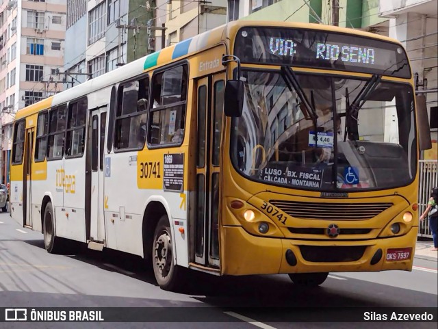 Plataforma Transportes 30741 na cidade de Salvador, Bahia, Brasil, por Silas Azevedo. ID da foto: 12075932.