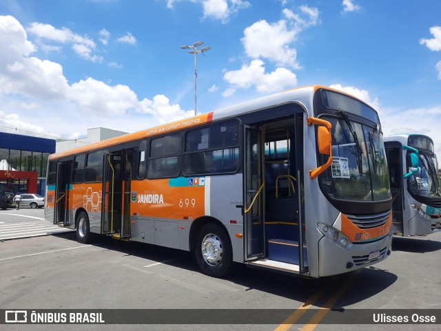 BB Transportes e Turismo 699 na cidade de Barueri, São Paulo, Brasil, por Ulisses Osse. ID da foto: 12078246.