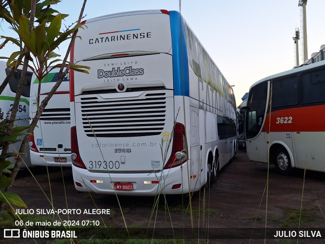 Auto Viação Catarinense 319300 na cidade de Porto Alegre, Rio Grande do Sul, Brasil, por JULIO SILVA. ID da foto: 12076384.