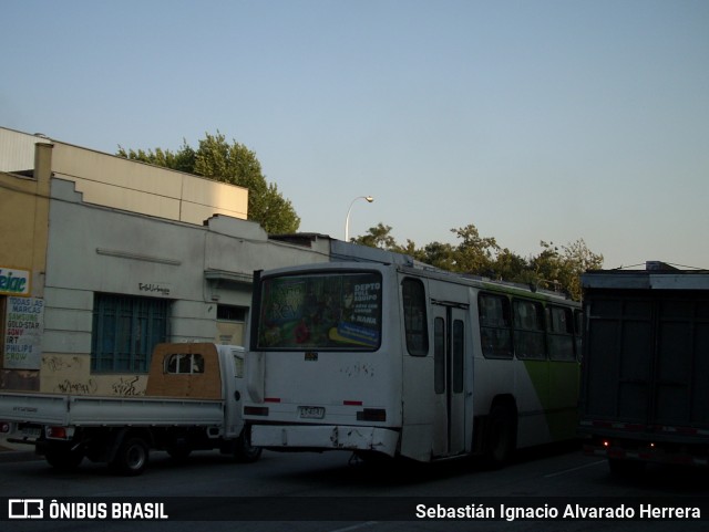 Transantiago  na cidade de Santiago, Santiago, Metropolitana de Santiago, Chile, por Sebastián Ignacio Alvarado Herrera. ID da foto: 12078667.