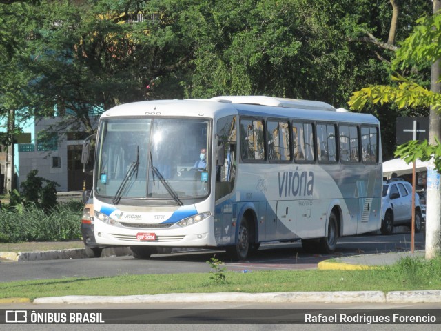 Vitória Transportes 13720 na cidade de Simões Filho, Bahia, Brasil, por Rafael Rodrigues Forencio. ID da foto: 12078274.