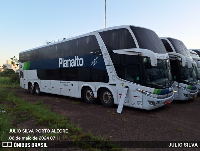 Planalto Transportes 2121 na cidade de Porto Alegre, Rio Grande do Sul, Brasil, por JULIO SILVA. ID da foto: 12076387.